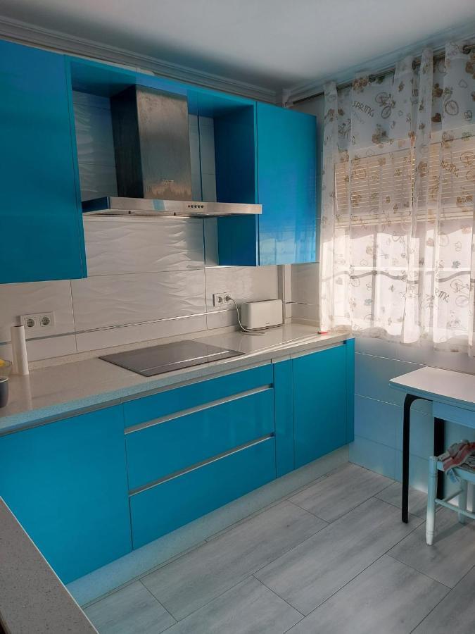 Отель Habitacion Privada A 15 Min De La Playa/Piso Уэльва Экстерьер фото