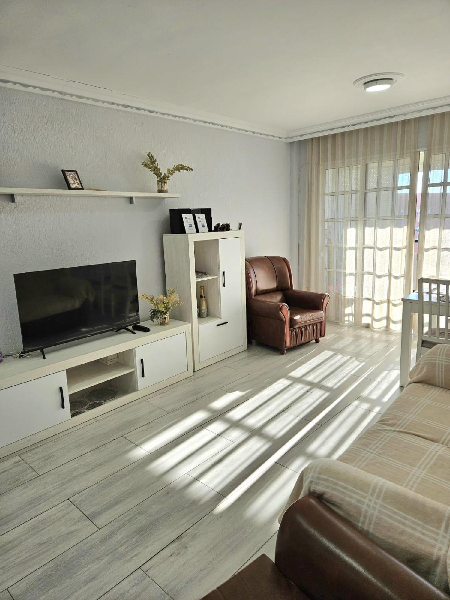 Отель Habitacion Privada A 15 Min De La Playa/Piso Уэльва Экстерьер фото